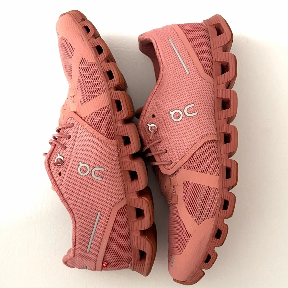 On Cloud 5 Women’s Running Shoes Sneakers Monochrome Rose Speed Laces size 9 - Picture 6 of 15